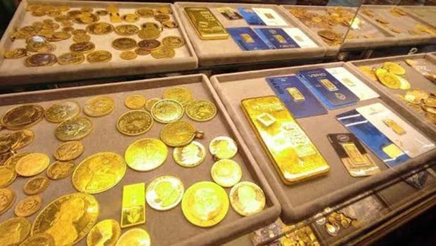 انخفاض أسعار النفط ودعائم ارتفاع الذهب